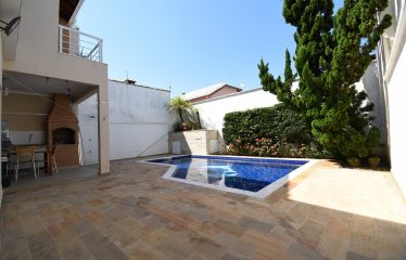 Casa Mobiliada com Vista para o Mar e Piscina à venda em Peruíbe