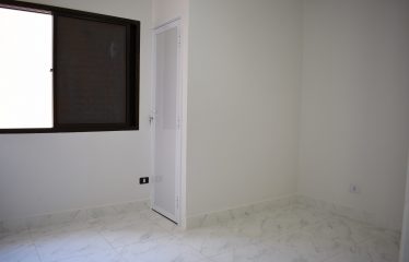 Casa Térrea com Piscina e 3 (três) Suítes a venda em Peruíbe