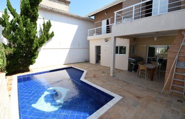 Casa Mobiliada com Vista para o Mar e Piscina à venda em Peruíbe