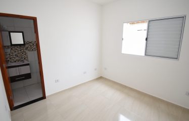 Imóvel Novo e com Piscina a venda na Praia de Peruíbe