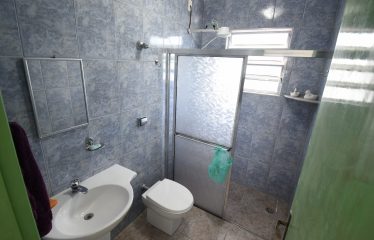 Edícula Assobradada muito bem localizada a poucos metros da Praia em Peruíbe