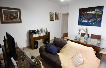 Casa c/ Piscina em Excelente Bairro a venda na Praia de Peruíbe