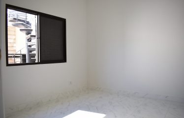 Casa Térrea com Piscina e 3 (três) Suítes a venda em Peruíbe