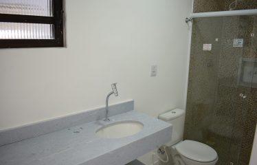 Casa Térrea com Piscina e 3 (três) Suítes a venda em Peruíbe