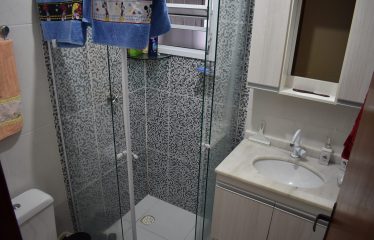 Casa com 3(três) Quartos e Piscina a venda em Peruíbe