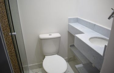 Casa Térrea com Piscina e 3 (três) Suítes a venda em Peruíbe