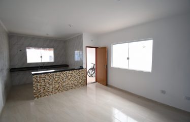 Imóvel Novo e com Piscina a venda na Praia de Peruíbe