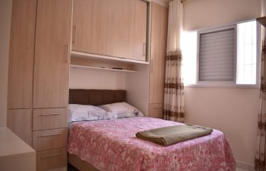 Casa com 3(três) Quartos e Piscina a venda em Peruíbe