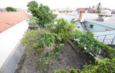 Edícula Assobradada muito bem localizada a poucos metros da Praia em Peruíbe