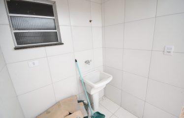 Imóvel Novo e com Piscina a venda na Praia de Peruíbe