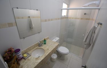 Casa Mobiliada com Vista para o Mar e Piscina à venda em Peruíbe