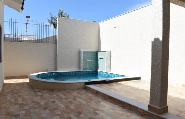 Casa Térrea com Piscina e 3 (três) Suítes a venda em Peruíbe