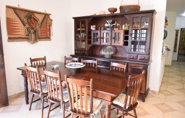 Casa muito próxima da praia e de toda Rede Comercial a venda em Peruíbe