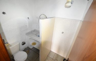 Casa térrea com ampla área de lazer à venda na Praia de Peruíbe