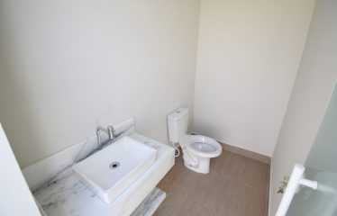 Casa Nova no Bairro São José em Peruíbe à venda.