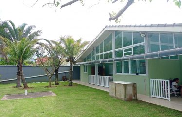 Otima casa a poucos metros da areia da praia – Guaraú