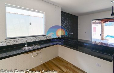 Casa com piscina, 3 dormitórios à venda, 115 m² por R$ 450.000 – Parque D’Aville Residencial – Peruíbe/SP